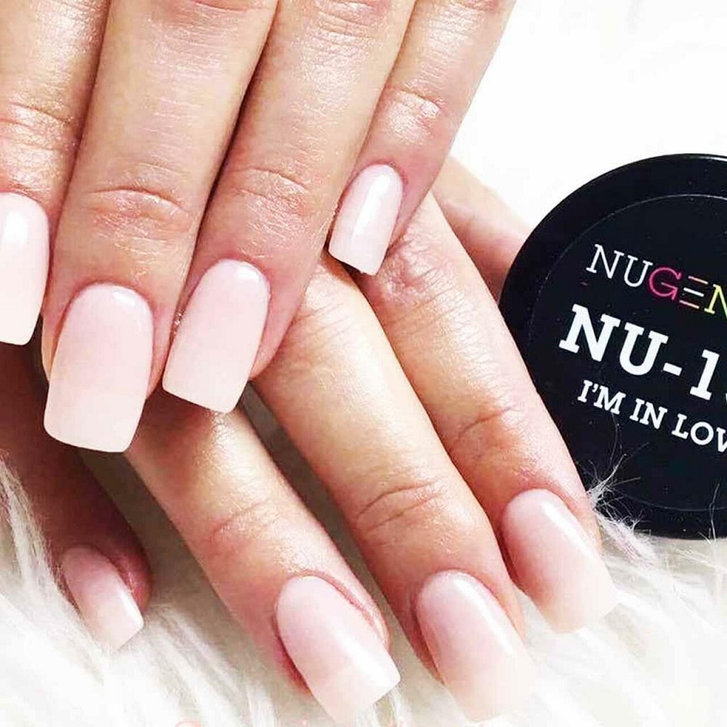 How to get the best dipping powder nails at home
